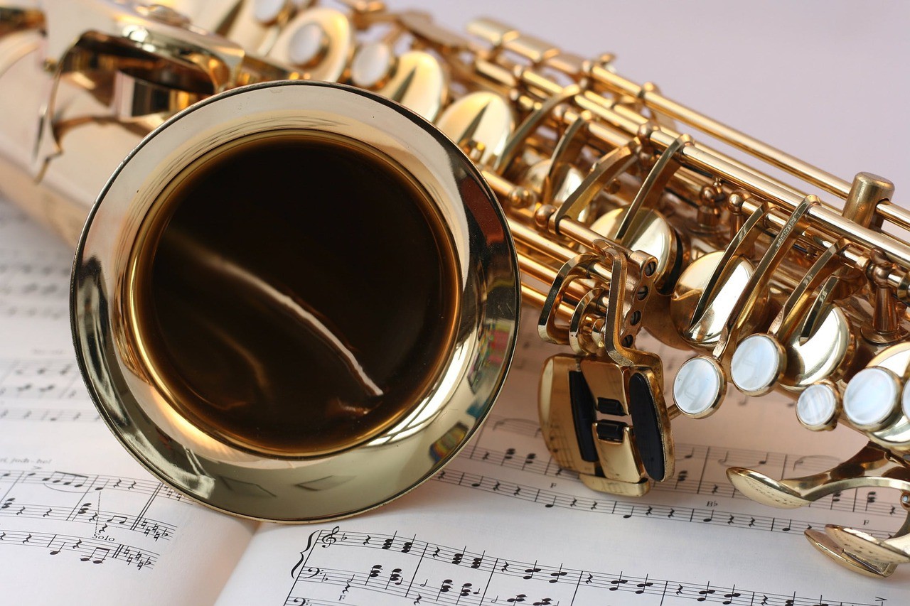 Saxophone music gold gloss 45243