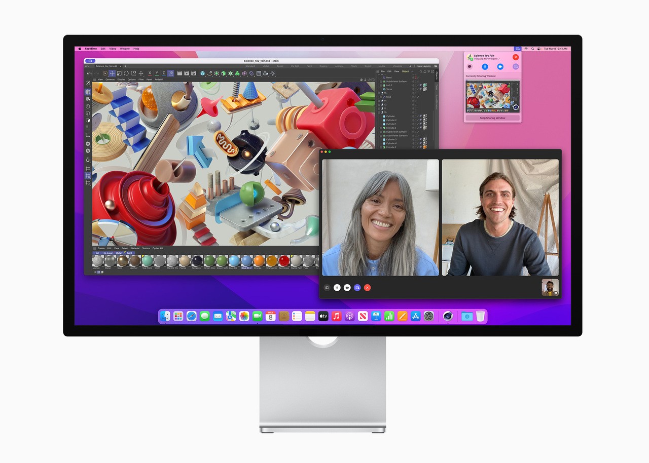 Apple Studio Display MacOS Monterey 220308
