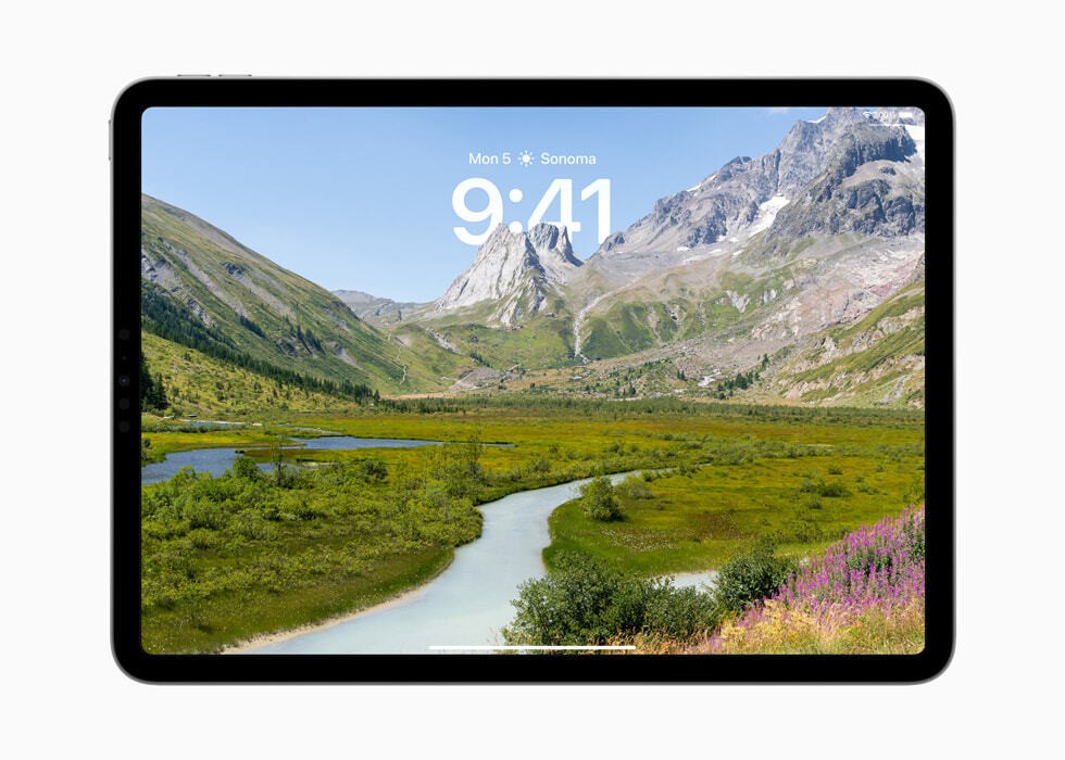 Apple WWDC23 iPadOS 17 Lock Screen landscape 230605 big jpg large