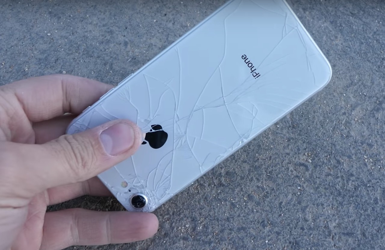 Iphone 8ドロップテスト再び ガラスが割れることが判明 ソフトアンテナブログ